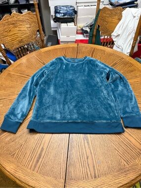 GAIAM Plush Crewneck Sweatshirt in Teal